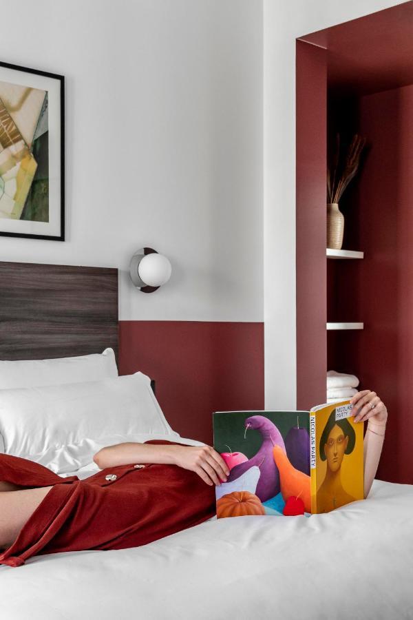 Bob W Arte Aparthotel Madrid Bagian luar foto
