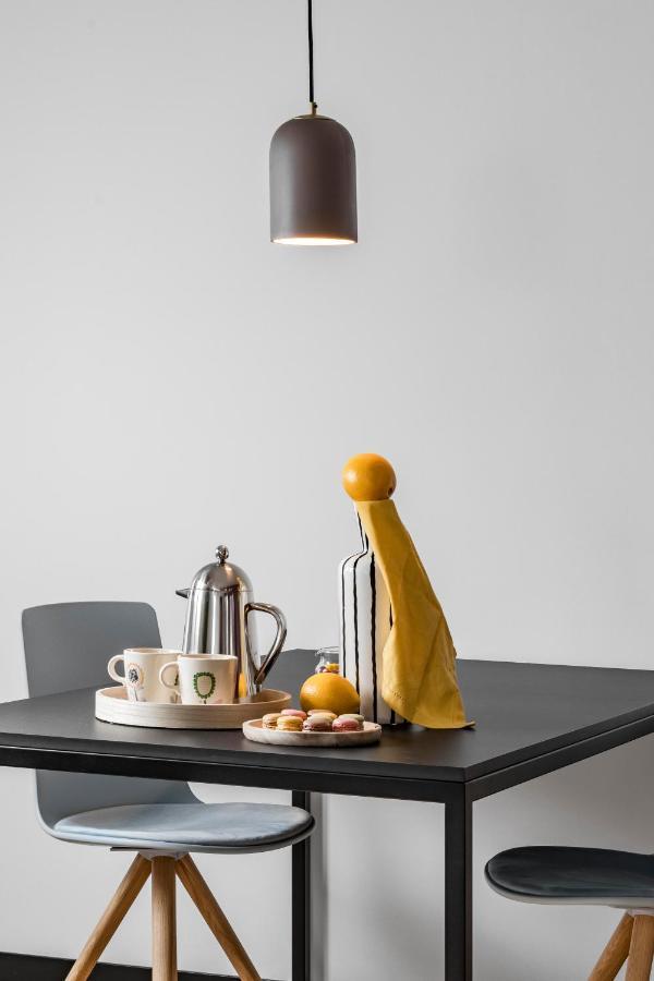 Bob W Arte Aparthotel Madrid Bagian luar foto